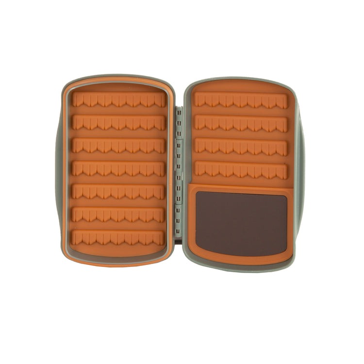 Fishpond Tacky Pescador Fly Box MagPad